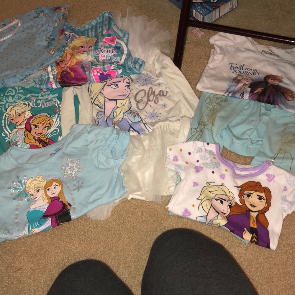Frozen Disney girls clothes bundle!!!